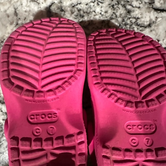 Toddler Girl Crocs - Picture 3 of 5